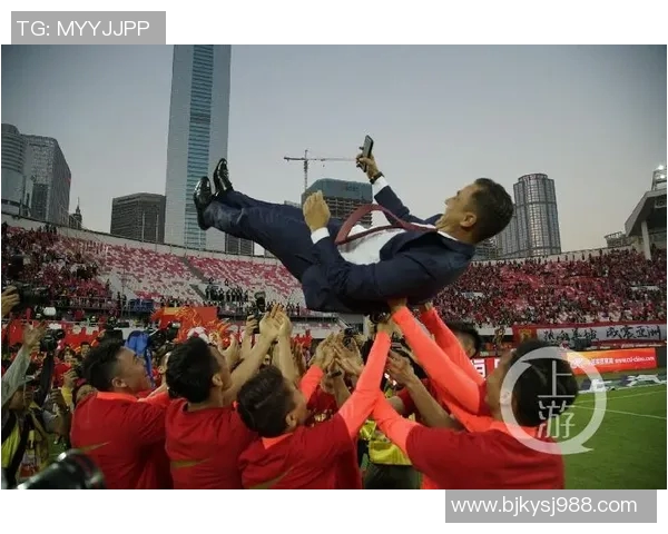 高峰时刻足球盛宴见证激情与荣耀的交汇与碰撞 高峰时刻足球盛宴见证激情与荣耀的交汇与碰撞